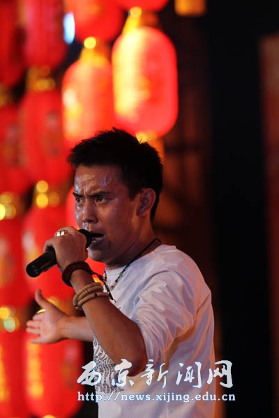 庆祝我校获批硕士研究生试点单位晚会举行