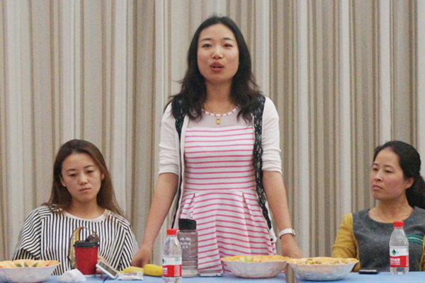 工会举行五四青年节教师座谈会