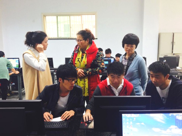 “学创杯”校内选拔赛举行