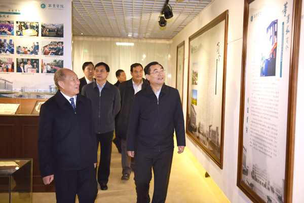 省委副书记胡和平到我校调研