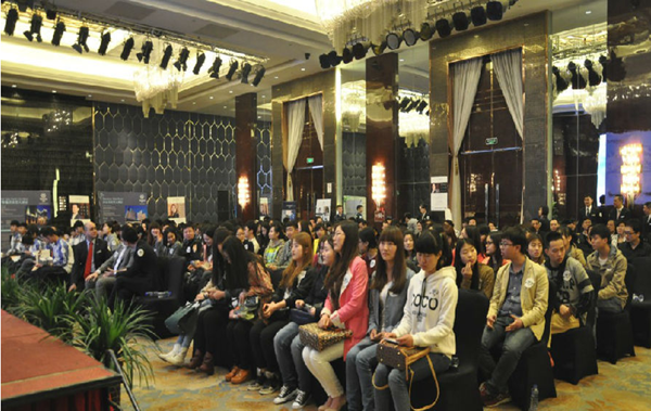 【经管二系】师生参加喜达屋招聘日活动