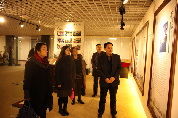 新华社来我校采访陕西民办高校党建工作