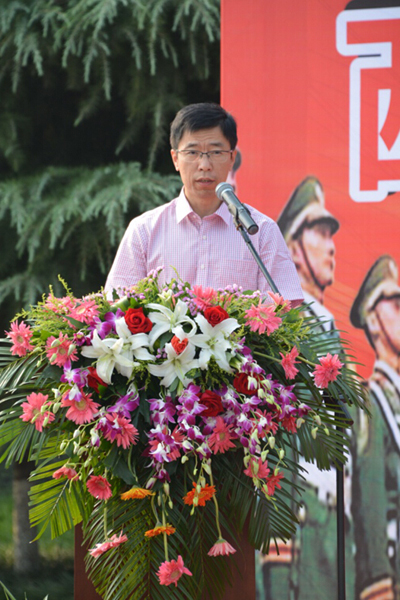 我校2015级新生军训动员大会隆重举行