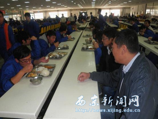 【机电工程系】领导看望比亚迪实习学生