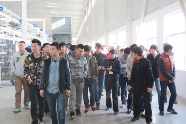 【机电技术系】深入参观比亚迪汽车制造厂