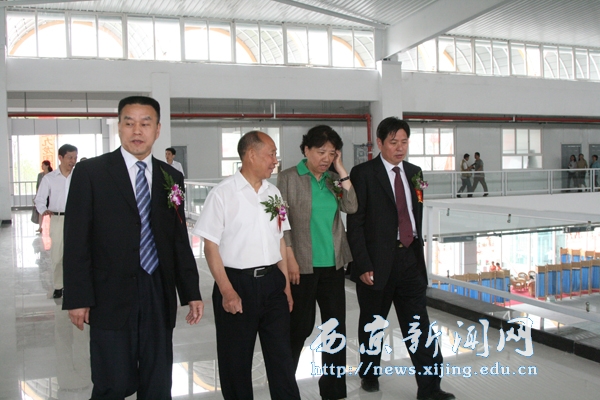 我校工程训练中心“工程舫”落成典礼隆重举行