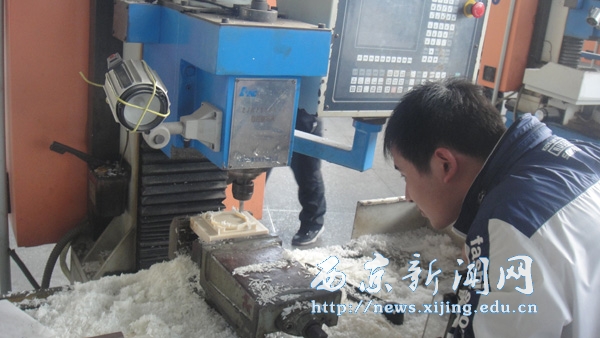 【机电工程系】数车数铣中级工考试举行