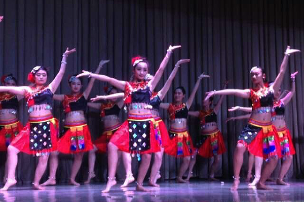 第十四届学生社团文化巡礼月开幕