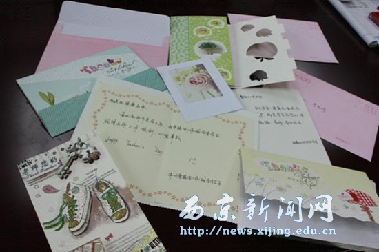 【经管二系】学生掀起尊师爱师热潮