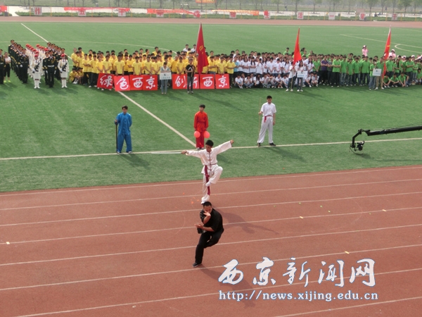 我校第十届春季田径运动会圆满闭幕