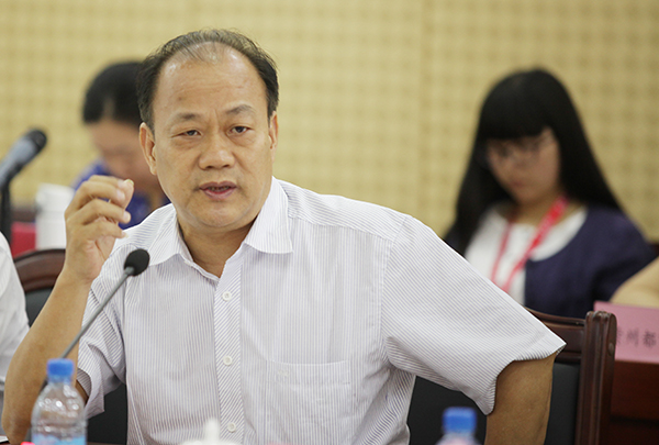 专家学者聚西安 议民办高校发展