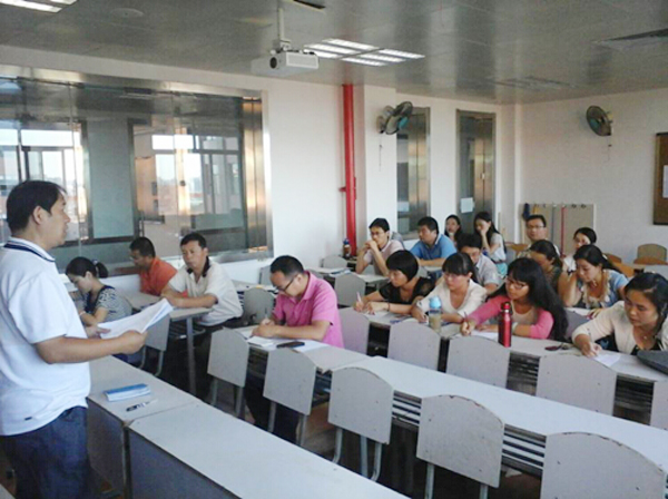 【控制工程学院】教师工作会议举行