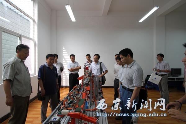 我校与陕科大举行联合培养硕士研究生签字仪式
