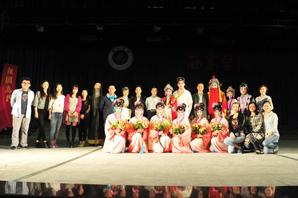 高雅艺术进校园之昆剧《牡丹亭》在我校上演