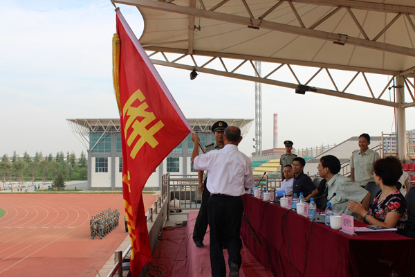 新生军训动员大会隆重举行