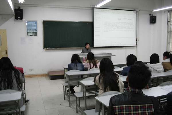 【设计艺术学院】研究生招生说明会举行