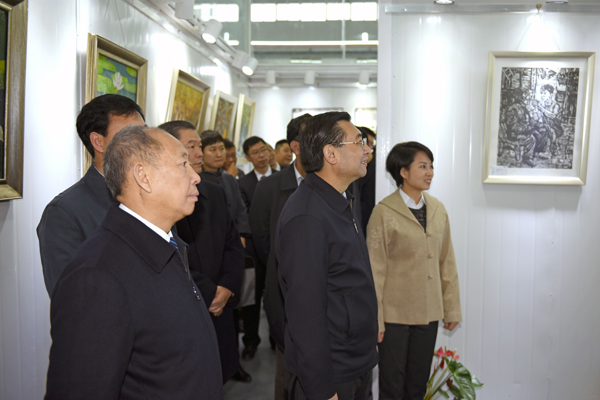 省委副书记胡和平到我校调研