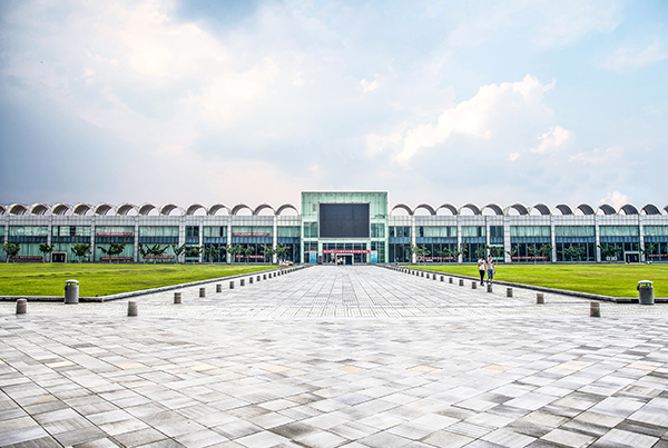 媒体聚焦：西京学院 春风化雨润桃李