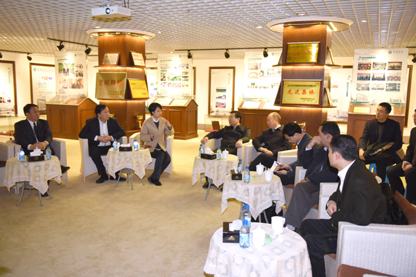 省委副书记胡和平到我校调研