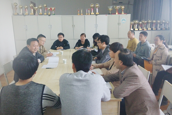 深入基层调研 加强党的建设