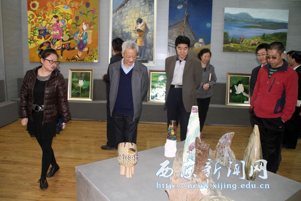 省高校年检专家组意见反馈会举行