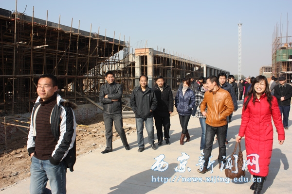 【人文科学系】组织教职工参观新征地