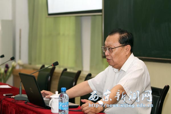 中国民办教育协会会长陶西平为我校作报告