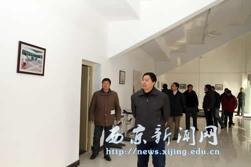 教育厅专家组到我校进行阳光体育检查评估