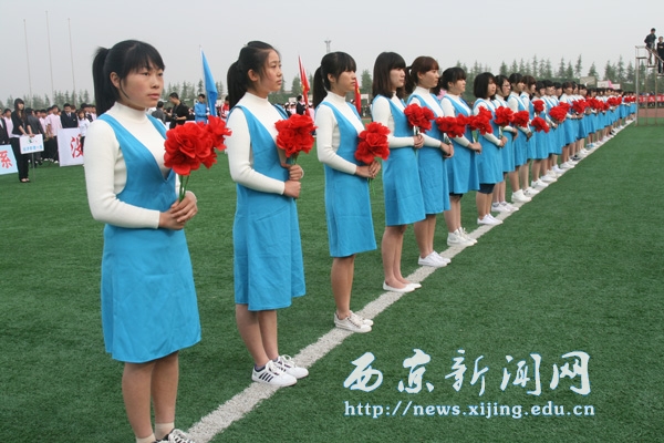 我校第九届春季田径运动会隆重举行
