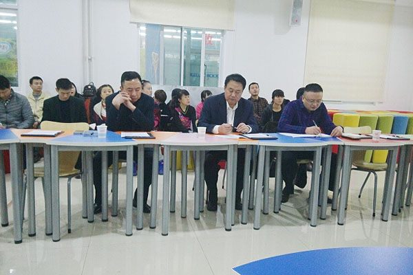 马永侠书记到大学生发展与服务中心调研