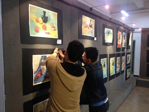 【艺术学院】13级学生举办水粉作品展