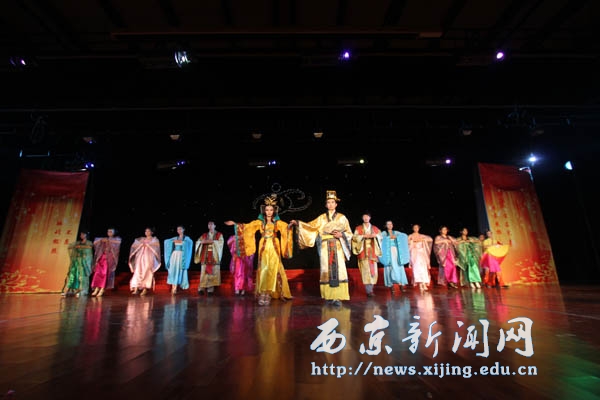 2011年迎新生文艺晚会举行