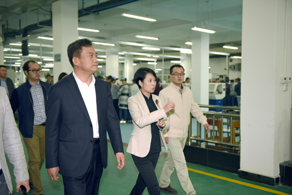 教育厅副厅长王紫贵到我校调研