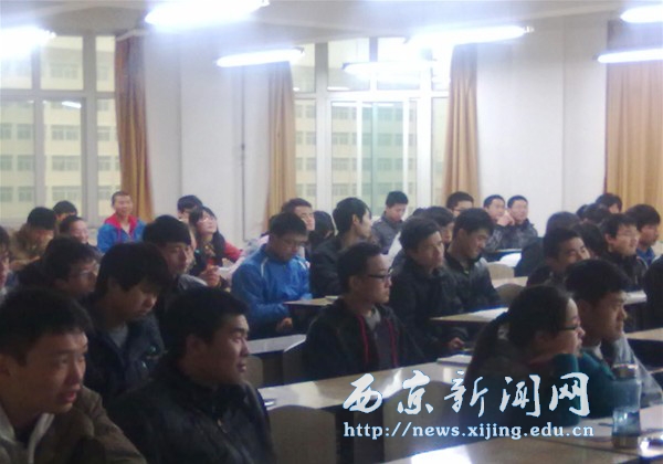 【基础部】数学是一种文化报告会举行