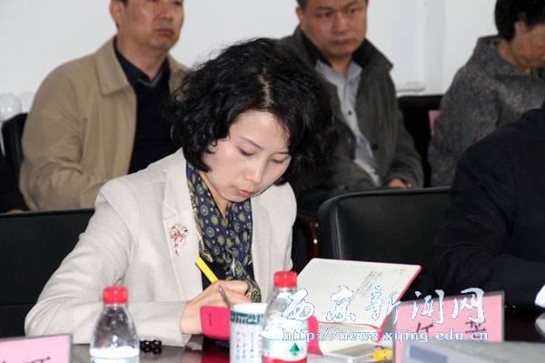 省高校年检专家组意见反馈会举行