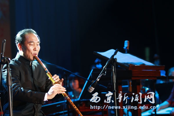 周一波音乐会走进西京学院