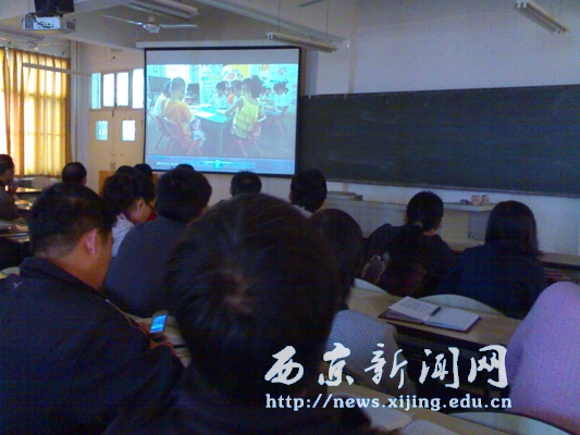 【文理学院】组织教工党员观看警示教育片