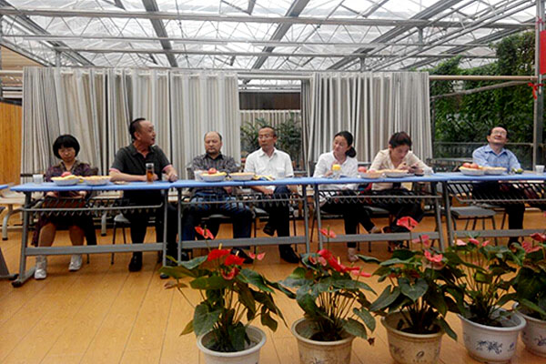 工会举行本学期首次教职工沙龙