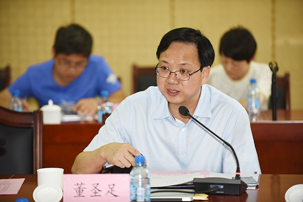 专家学者聚西安 议民办高校发展