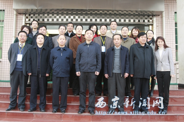 我校以优秀成绩通过创建省级“文明校园”检查验收