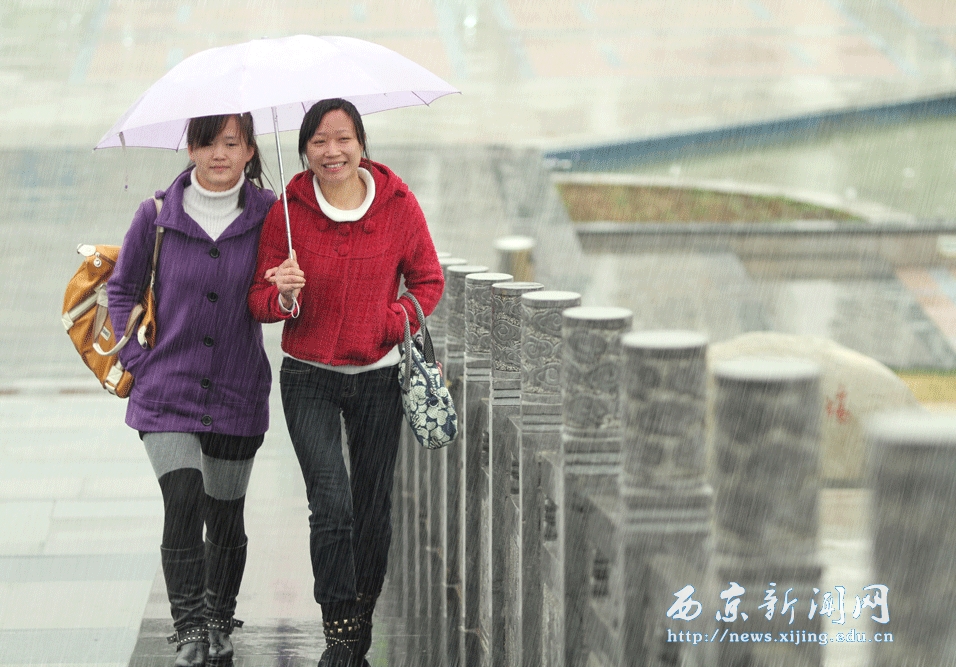 【图】西京 雨中即景