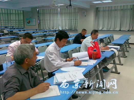 【机电工程系】09级毕业论文答辩拉开帷幕