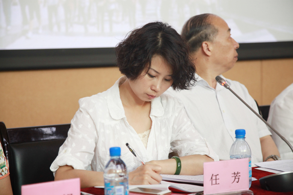 群众路线专题民主生活会通报会召开