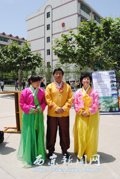 我校举行首届韩国文化节