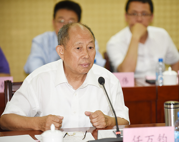 专家学者聚西安 议民办高校发展