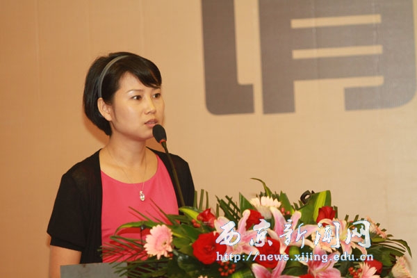 我院执行校长任芳出席“请农民工高考落榜子女吃顿饭”公益活动