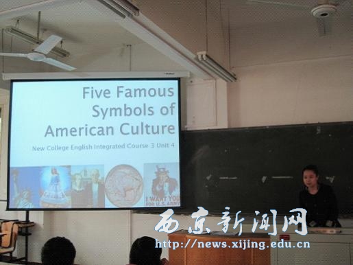 【人文科学系】对微课比赛教师进行指导