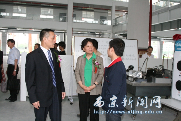 我校工程训练中心“工程舫”落成典礼隆重举行