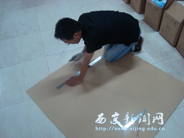 【机电工程系】学生生产LED显示屏纪实