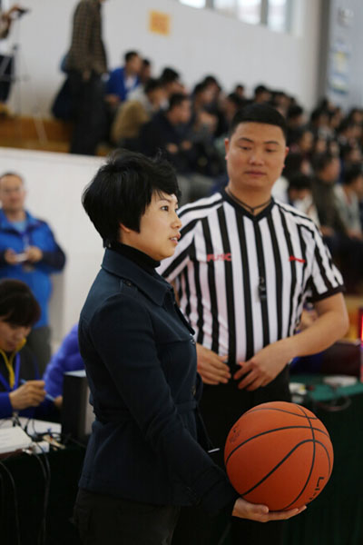 中国高中篮球联赛在我校开赛